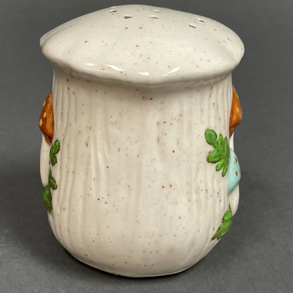 Vintage Salt‎ Shaker Mushrooms Mushroom Ceramic - No Stopper